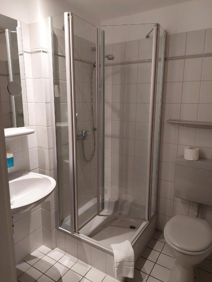 Neustaedter Hof Hotel Garni Neustadt am Rübenberge Dış mekan fotoğraf
